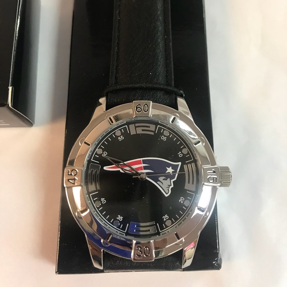 Other - Men's NFL New England Patriots Watch Gift Set
